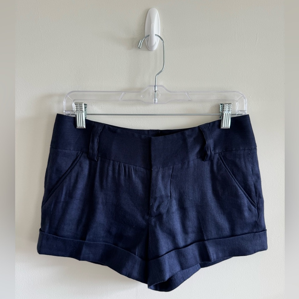 Alice + Olivia Linen Cuffed Shorts